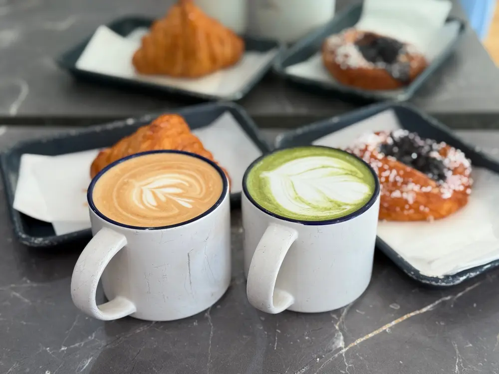 How Much Caffeine Content is in Matcha, Green Tea and Coffee?